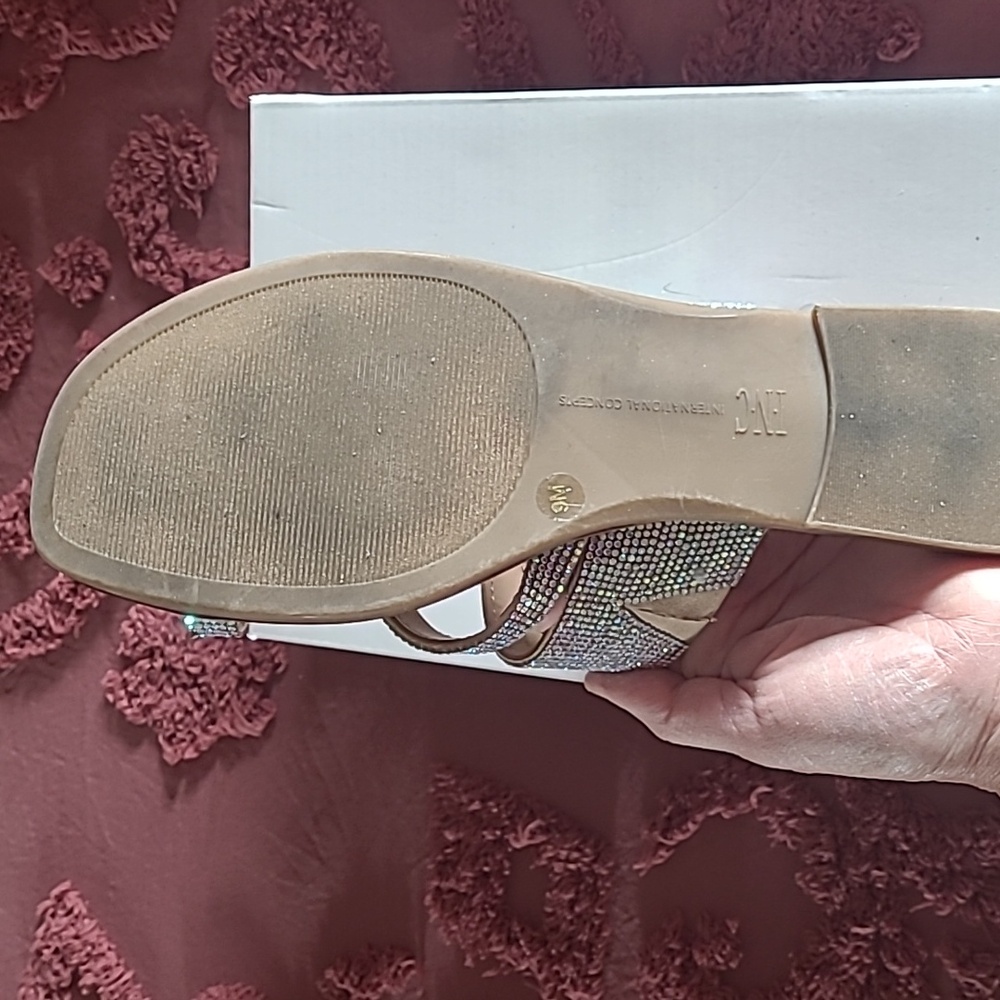 Shoes - Picture 3 of 4